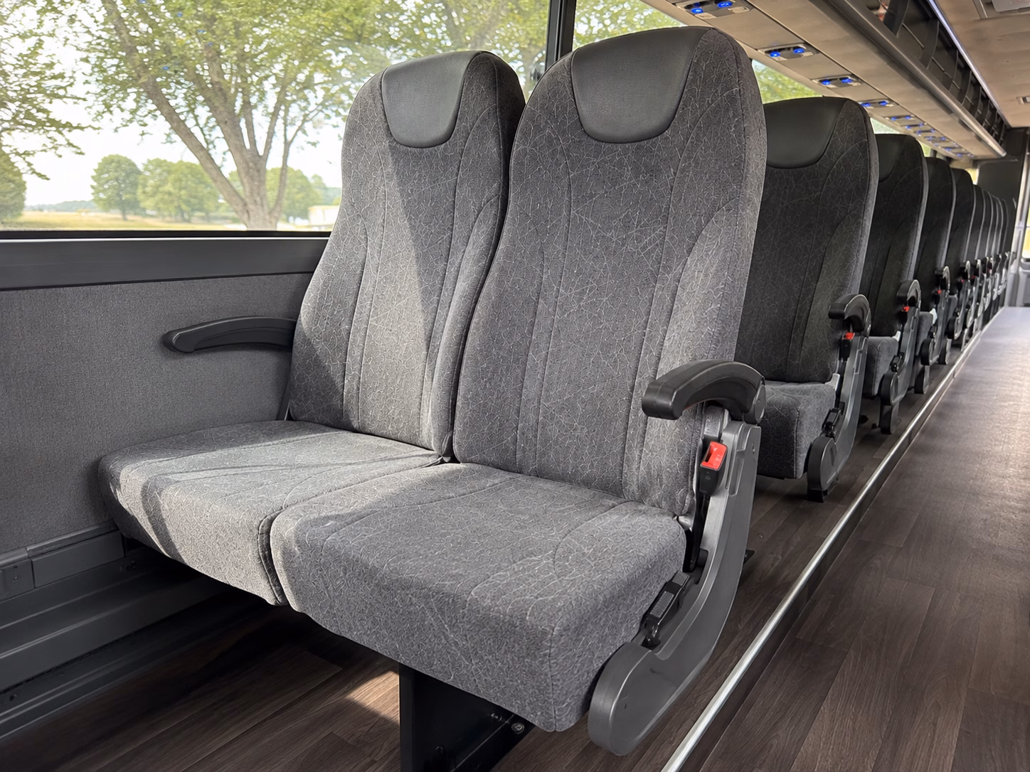 how distance and duration of your trip affect charter bus rates in los angeles