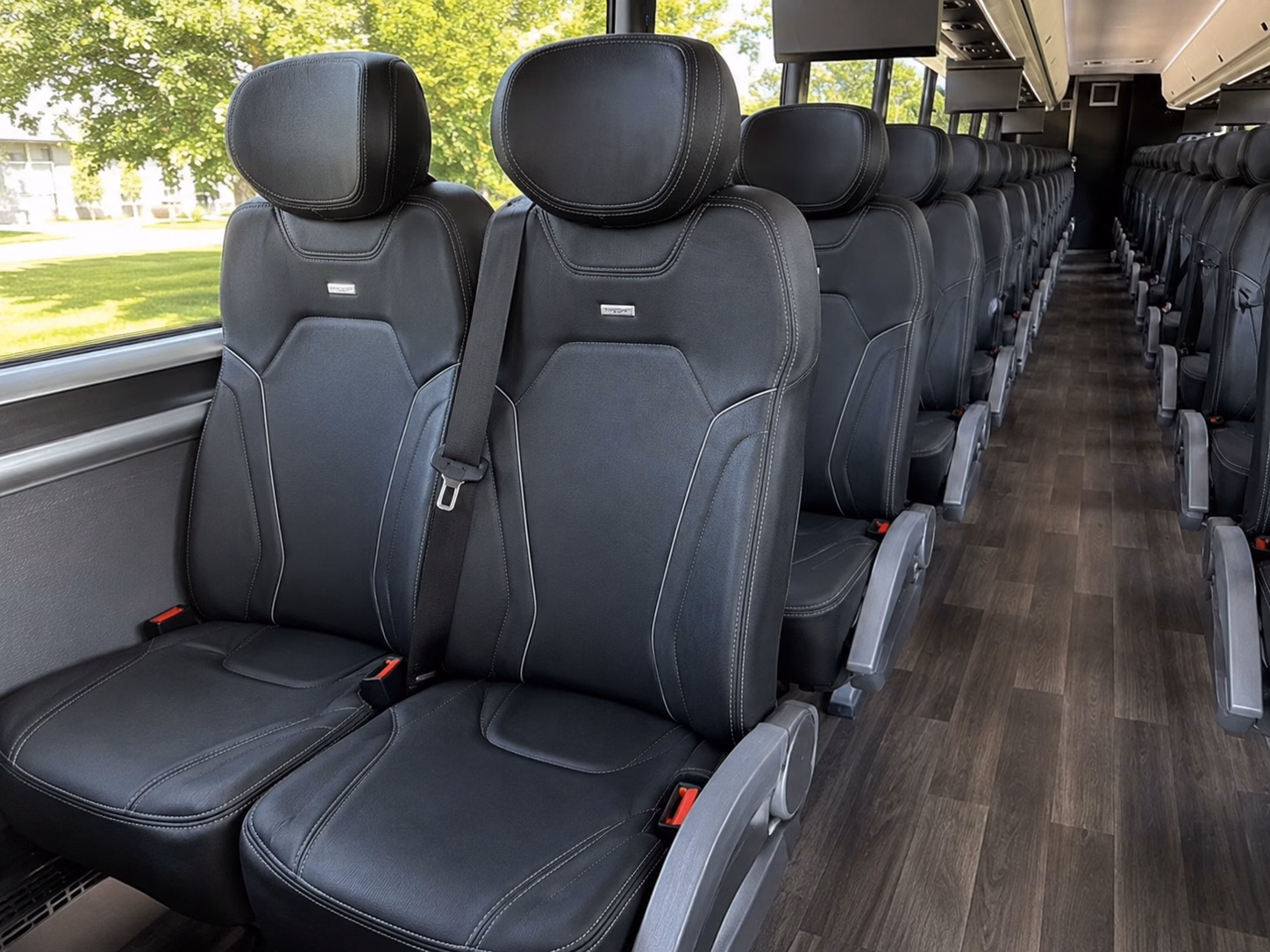santa ynez valley and los olivos winery buses up us 101